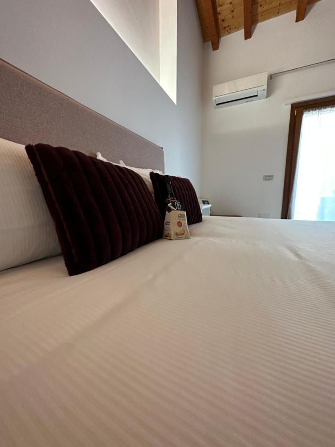 Ng Guest House Il Ris ساساري المظهر الخارجي الصورة