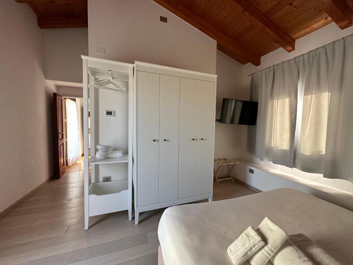 Ng Guest House Il Ris ساساري المظهر الخارجي الصورة