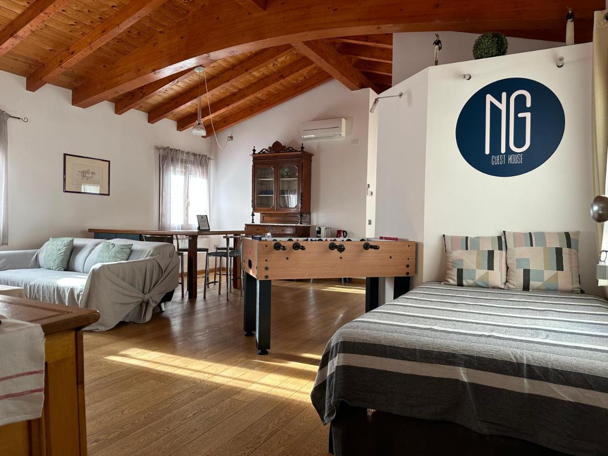 Ng Guest House Il Ris ساساري المظهر الخارجي الصورة