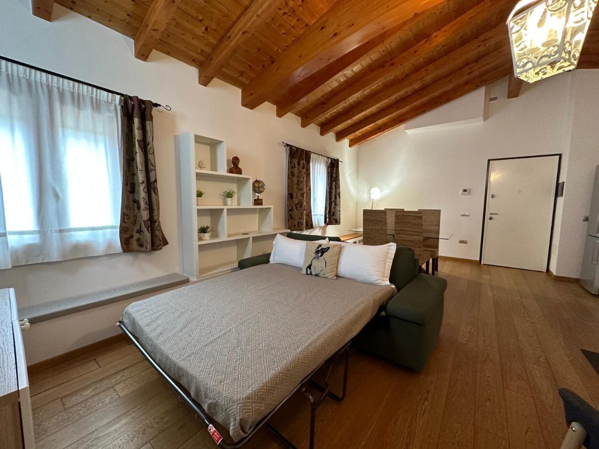 Ng Guest House Il Ris ساساري المظهر الخارجي الصورة