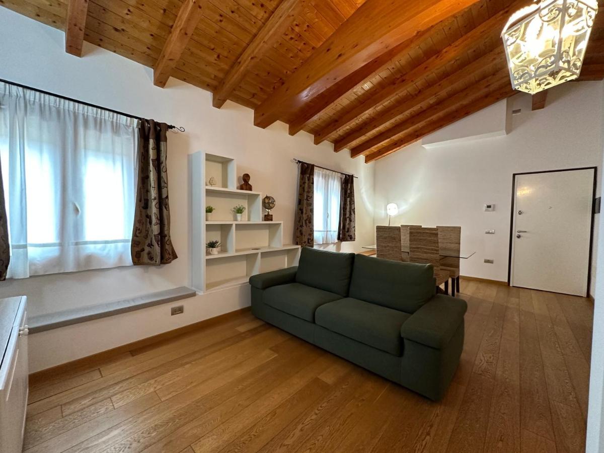 Ng Guest House Il Ris ساساري المظهر الخارجي الصورة